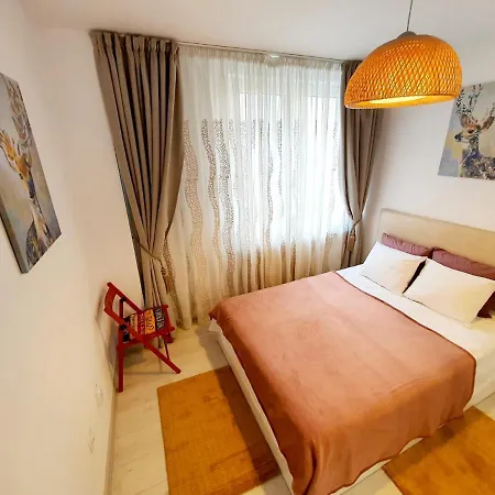 Downtown, Ideal For Longer Stays, Family Friendly - Nb73a Apartment *