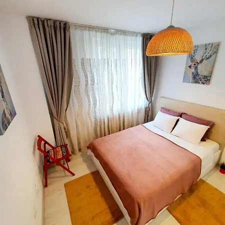 Downtown, Ideal For Longer Stays, Family Friendly - Nb73a