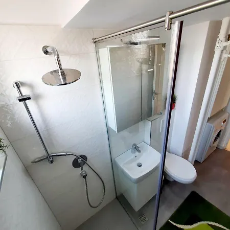 Downtown, Ideal For Longer Stays, Family Friendly - Nb73a *