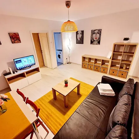 Downtown, Ideal For Longer Stays, Family Friendly - Nb73a Apartment