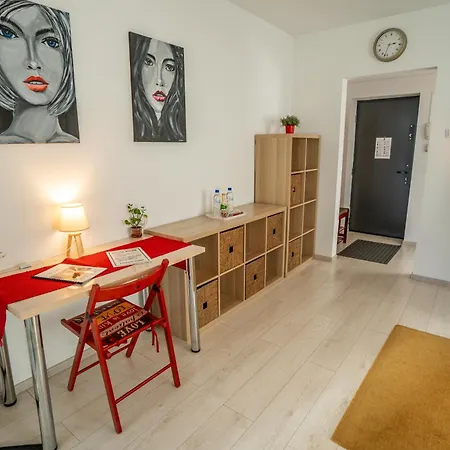 Downtown, Ideal For Longer Stays, Family Friendly - Nb73a * Bukarest