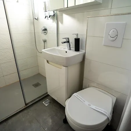 Downtown, Ideal For Longer Stays, Family Friendly - Nb73a