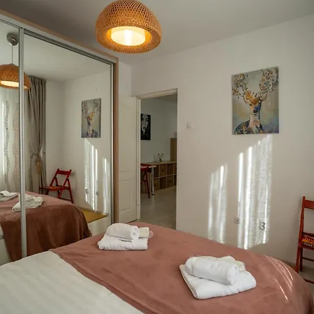 Downtown, Ideal For Longer Stays, Family Friendly - Nb73a Boekarest