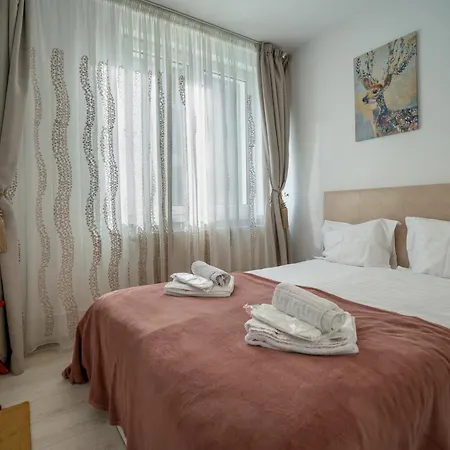 Downtown, Ideal For Longer Stays, Family Friendly - Nb73a *