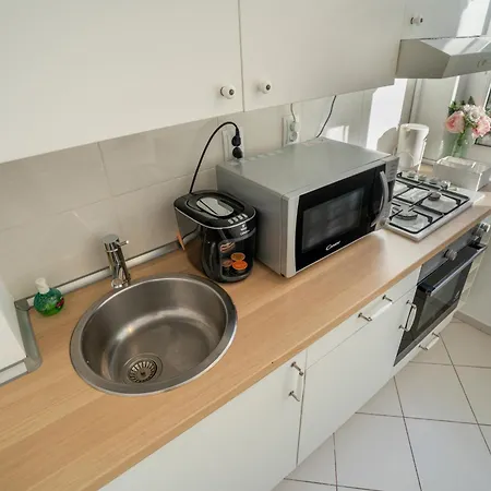 Downtown, Ideal For Longer Stays, Family Friendly - Nb73a *