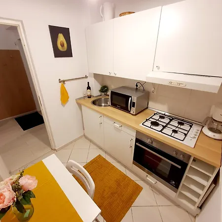 Downtown, Ideal For Longer Stays, Family Friendly - Nb73a Apartment Bukarest