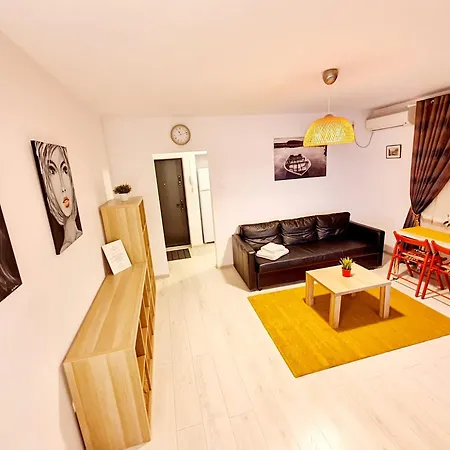 Downtown, Ideal For Longer Stays, Family Friendly - Nb73a