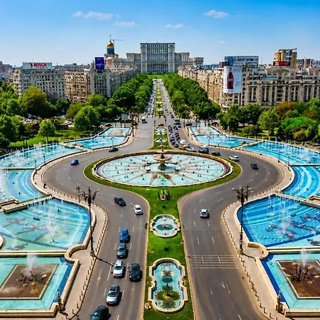 - Universitate * Бухарест