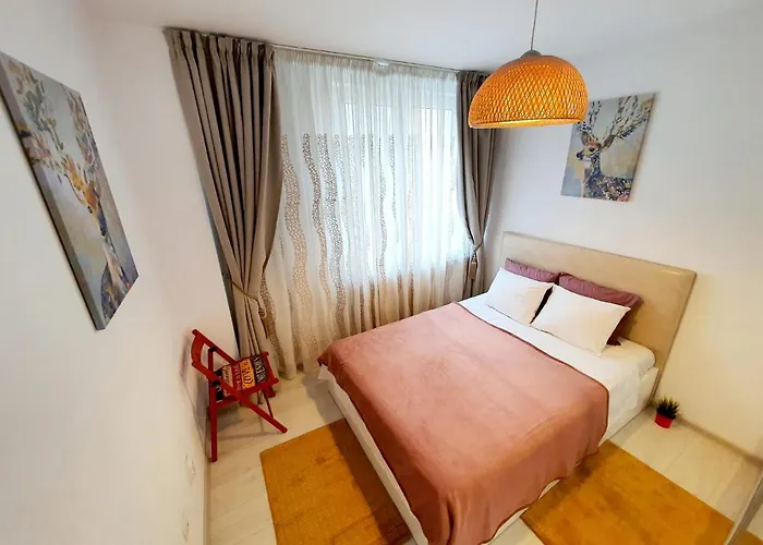 Downtown, Ideal For Longer Stays, Family Friendly - Nb73a