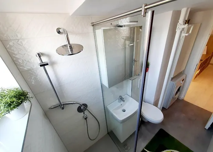 Downtown, Ideal For Longer Stays, Family Friendly - Nb73a *