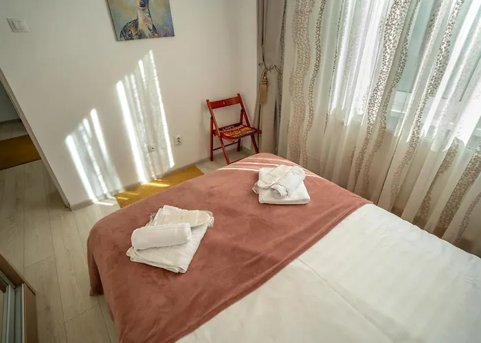 Downtown, Ideal For Longer Stays, Family Friendly - Nb73a * 부쿠레슈티
