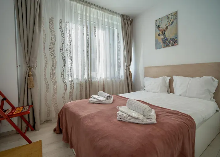 Downtown, Ideal For Longer Stays, Family Friendly - Nb73a *