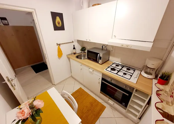 Downtown, Ideal For Longer Stays, Family Friendly - Nb73a 아파트 부쿠레슈티