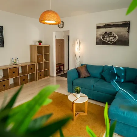 Downtown, Ideal For Longer Stays, Family Friendly - Nb73a *